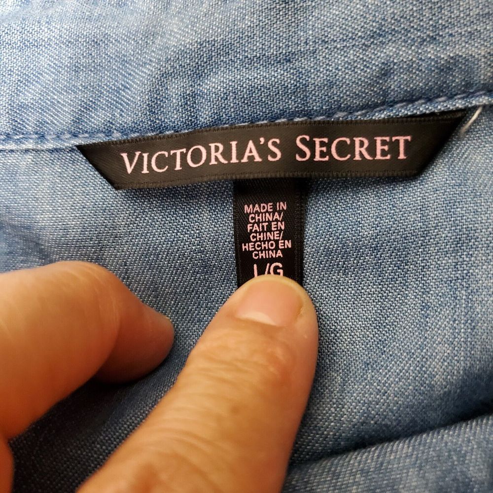 Victoria's Secret Womens Denim Blue Button Down Long Sleeve Shirt Size Large - Picture 5 of 8